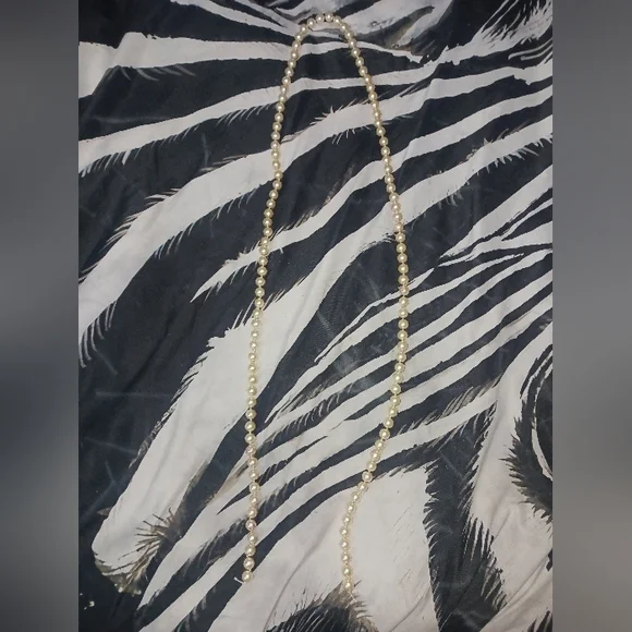 Women Ivory White Pearls Balls Long Necklace - Picture 10 of 10